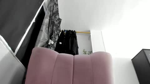     NATHALIA online show from 11.25.25