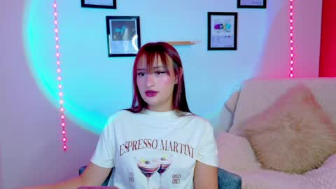 Snapshot of nathalia_ramirez_ chatting on 06.04.26 Nathalia Ramirez online show from 06.04.26