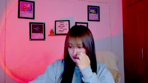 Snapshot of nathalia_ramirez_ chatting on 07.18.26 Nathalia Ramirez online show from 07.18.26