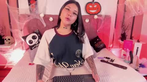 nathalia_stone online show from 10.04.25