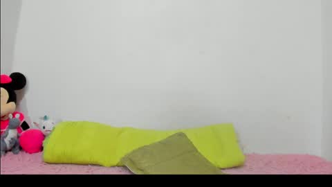 Nathalia online show from 04.24.26