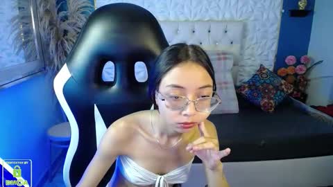 Snapshot of nathaliasweet_1_ chatting on 02.09.26 nathaliasweet_1_ online show from 02.09.26