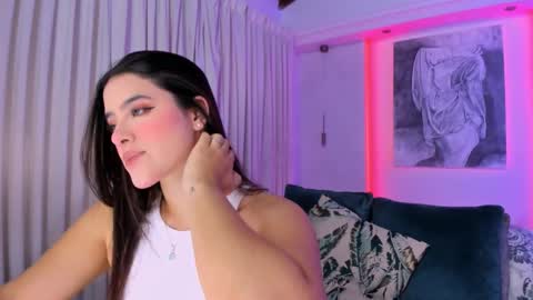 NATHALIE online show from 09.10.25