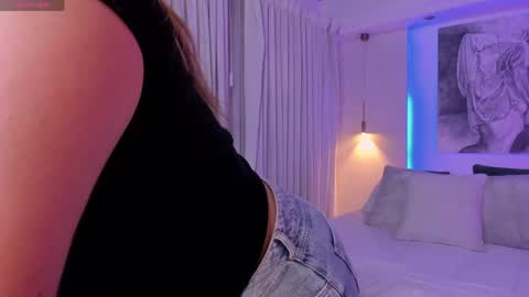 NATHALIE online show from 04.24.26