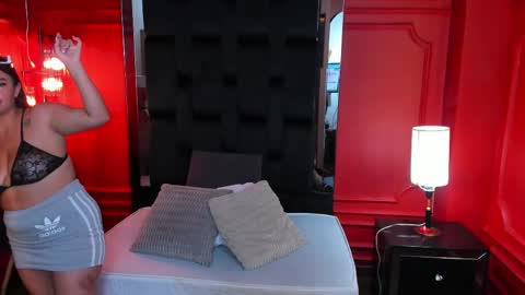 Snapshot of nathalie_rossel chatting on 02.23.25 nathalie rossel online show from 02.23.25