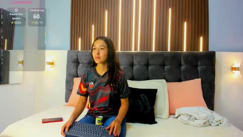 ... Nathaly ... online show from 10.14.25