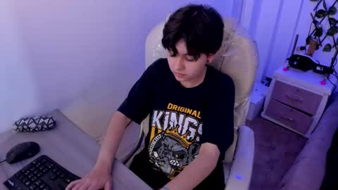 Snapshot of nathalyy_ds chatting on 09.19.25 nathalyy_ds online show from 09.19.25