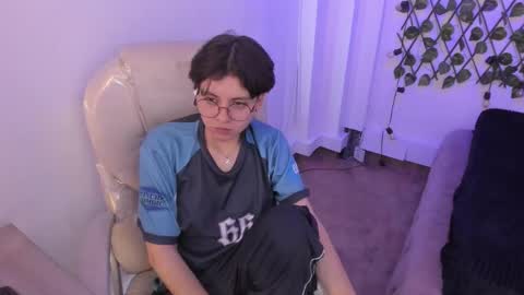 Snapshot of nathalyy_ds chatting on 10.15.25 nathalyy_ds online show from 10.15.25