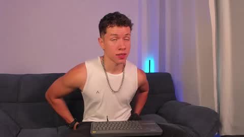 Snapshot of nathan_blake_ chatting on 09.20.25 Nathan online show from 09.20.25