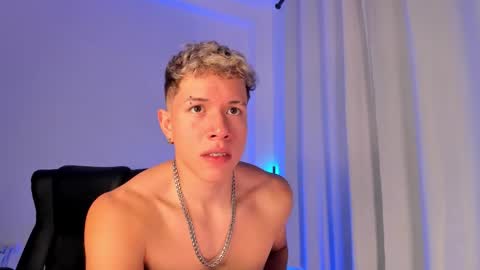 Snapshot of nathan_blake_ chatting on 10.10.25 Nathan online show from 10.10.25