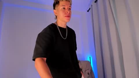 Snapshot of nathan_blake_ chatting on 11.14.25 Nathan online show from 11.14.25