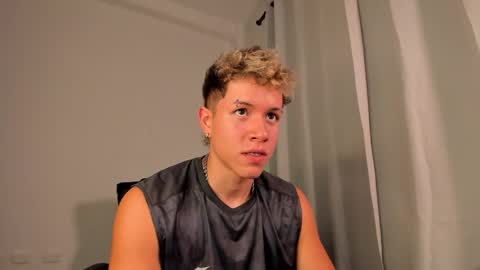 Snapshot of nathan_blake_ chatting on 11.19.25 Nathan online show from 11.19.25