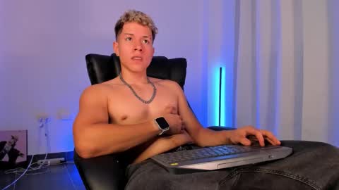 Snapshot of nathan_blake_ chatting on 11.29.25 Nathan online show from 11.29.25