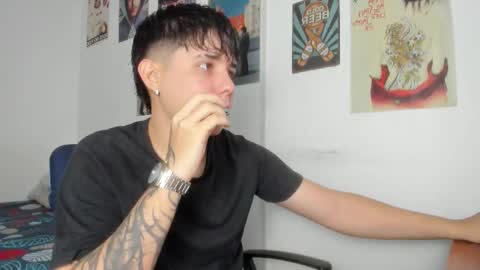 Snapshot of nathan_galanis chatting on 11.25.25 nathan online show from 11.25.25