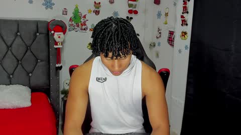 Snapshot of nathan_sexy247 chatting on 12.14.24 Nathan online show from 12.14.24