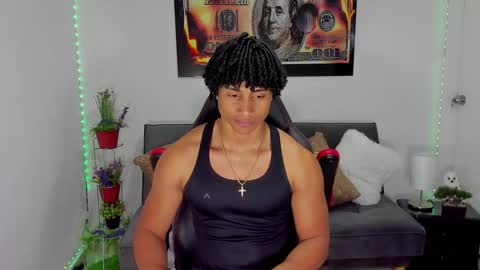 Snapshot of nathan_sexy247 chatting on 01.25.25 Nathan online show from 01.25.25