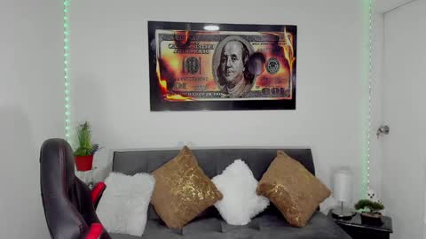 Snapshot of nathan_sexy247 chatting on 02.01.25 Nathan online show from 02.01.25