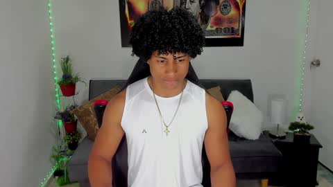 Snapshot of nathan_sexy247 chatting on 02.06.25 Nathan online show from 02.06.25