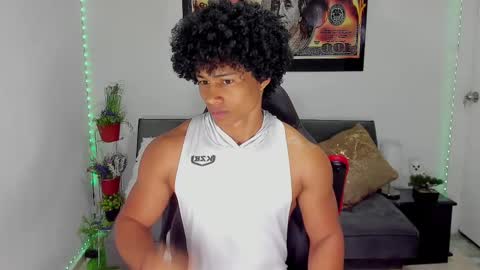 Snapshot of nathan_sexy247 chatting on 02.17.25 Nathan online show from 02.17.25