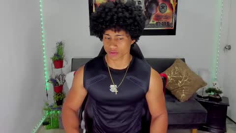 Snapshot of nathan_sexy247 chatting on 02.18.25 Nathan online show from 02.18.25