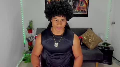 Snapshot of nathan_sexy247 chatting on 02.20.25 Nathan online show from 02.20.25