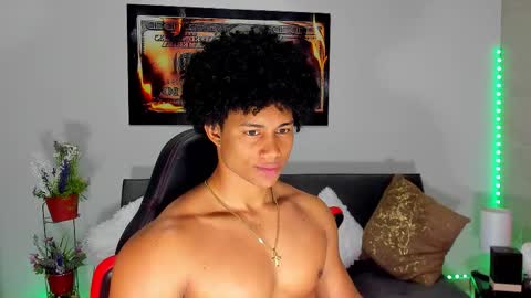 Snapshot of nathan_sexy247 chatting on 10.18.25 Nathan online show from 10.18.25