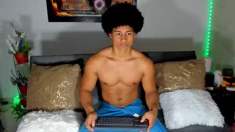 Snapshot of nathan_sexy247 chatting on 10.20.25 Nathan online show from 10.20.25