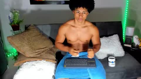 Snapshot of nathan_sexy247 chatting on 11.09.25 Nathan online show from 11.09.25