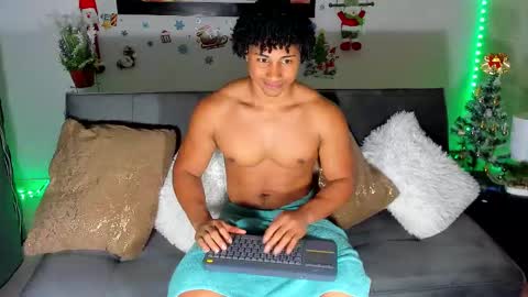 Snapshot of nathan_sexy247 chatting on 11.29.25 Nathan online show from 11.29.25