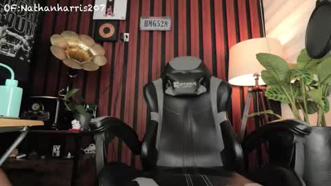 Snapshot of nathanharris207 chatting on 01.11.26 Nathan Harris online show from 01.11.26