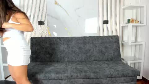 Snapshot of nathasha_ggh chatting on 10.21.25 nathasha_ggh online show from 10.21.25