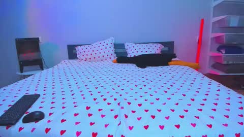 Tisha online show from 11.21.25