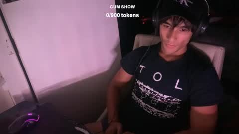 Snapshot of native_boy2 chatting on 03.10.25 native_boy2 online show from 03.10.25