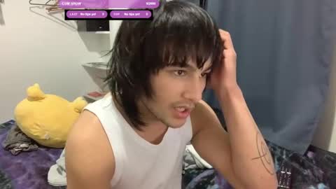 Snapshot of native_boy2 chatting on 09.12.25 native_boy2 online show from 09.12.25