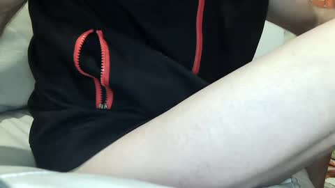 Snapshot of natou3x chatting on 10.01.25 natou3x online show from 10.01.25