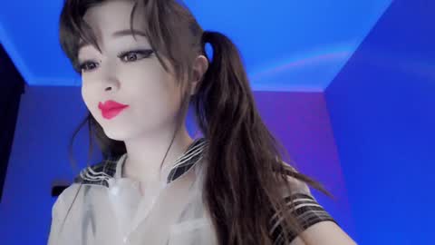 natsumi18 online show from 02.05.25