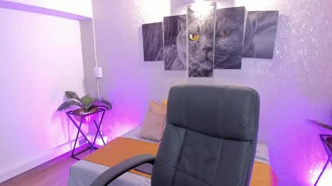 Natalia online show from 11.12.25