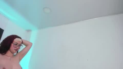 natty_redvelvet online show from 11.14.25