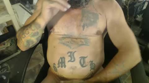 Snapshot of naturenaked chatting on 01.01.25 NatureNaked online show from 01.01.25