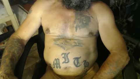 Snapshot of naturenaked chatting on 01.02.25 NatureNaked online show from 01.02.25