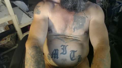 Snapshot of naturenaked chatting on 01.09.25 NatureNaked online show from 01.09.25