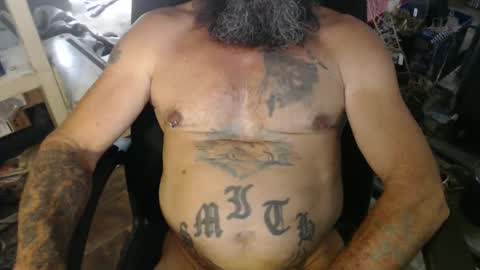 Snapshot of naturenaked chatting on 02.10.25 NatureNaked online show from 02.10.25