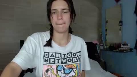 Snapshot of natutalcorps chatting on 02.19.26 natutalcorps online show from 02.19.26