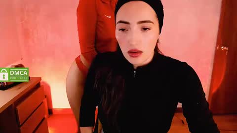 Natalia  Valeria online show from 12.14.24