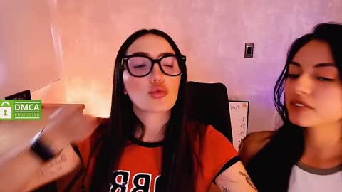 Natalia  Valeria online show from 01.22.25