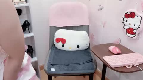 Kiki online show from 07.05.26