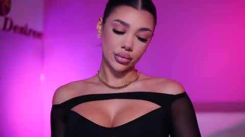 Snapshot of natydesiree chatting on 03.07.25 Naty online show from 03.07.25