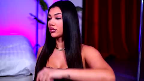 Naty online show from 11.02.25