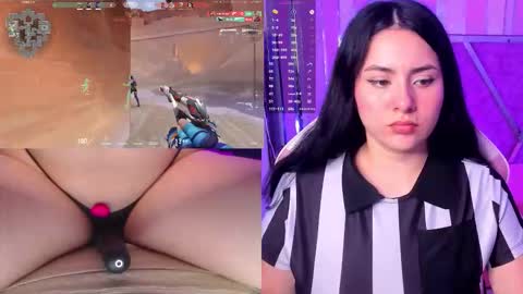 Snapshot of natykiss_ chatting on 11.24.25 Naty online show from 11.24.25