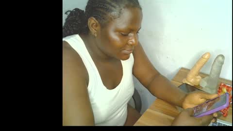 Snapshot of naughty_bitch0 chatting on 04.28.26 Jasmin online show from 04.28.26